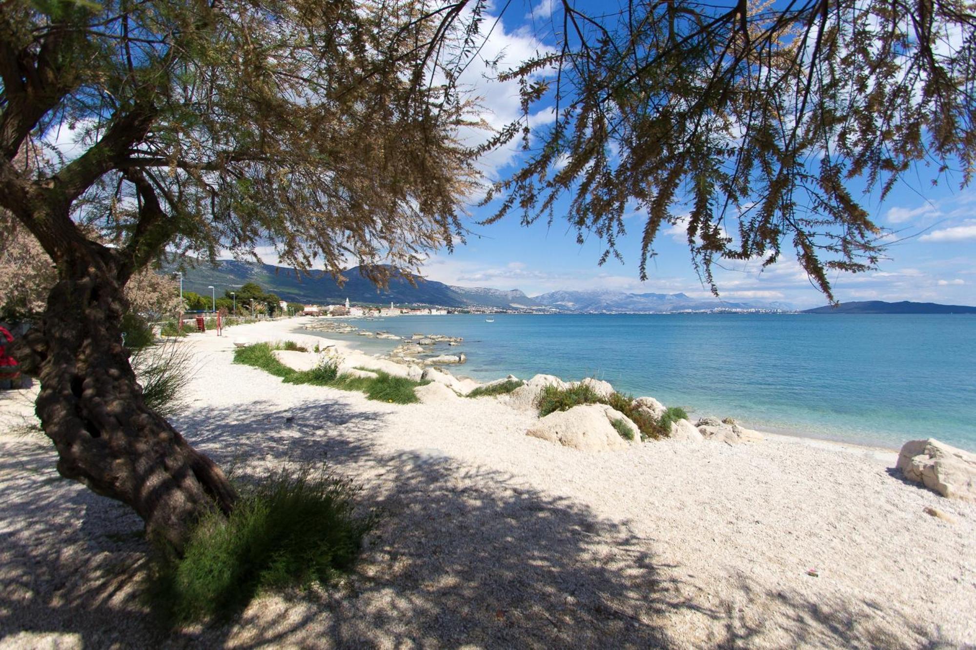 Apartments With A Parking Space Kastel Stafilic, Kastela - 22533 Buitenkant foto